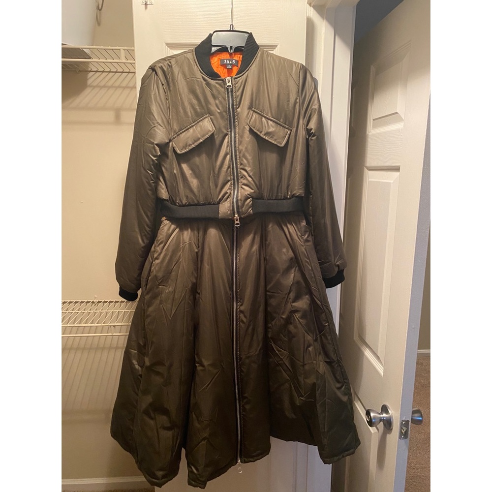 36.5 2-piece Detachable Bomber.